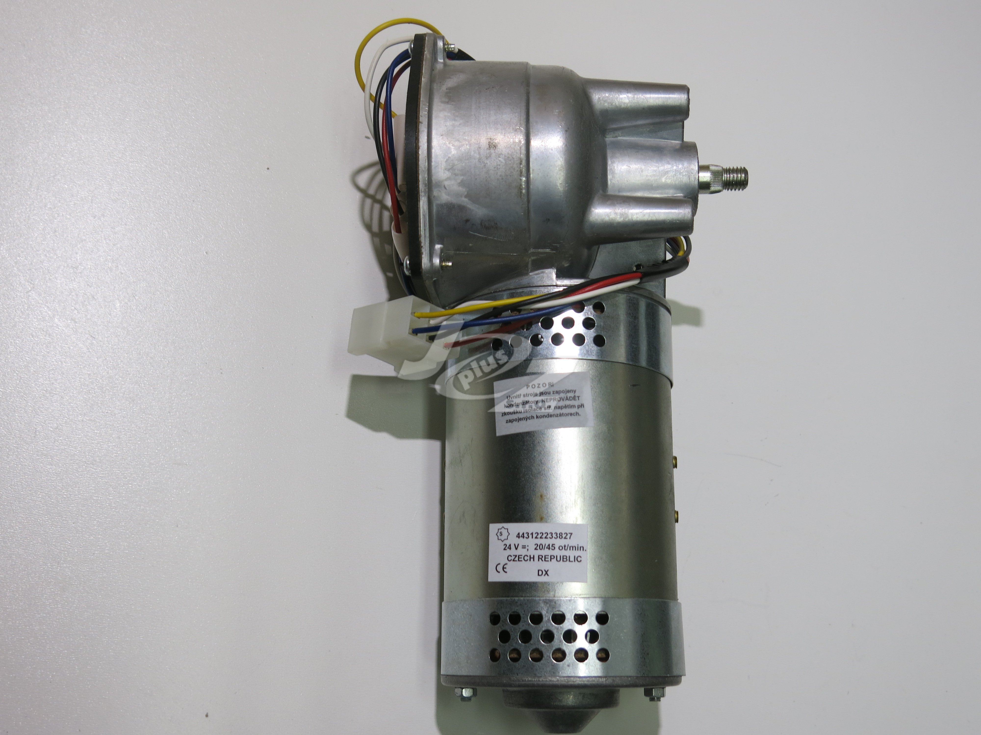 Motor stěrače T 815 E2